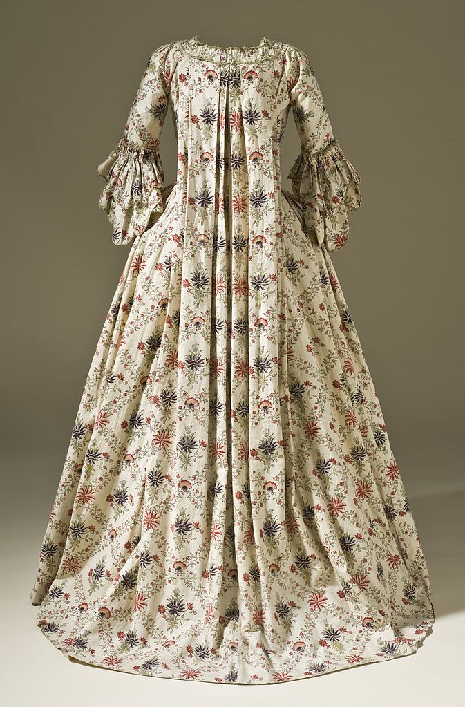 robe-a-la-francaise-block-printed-cotton-c-1770