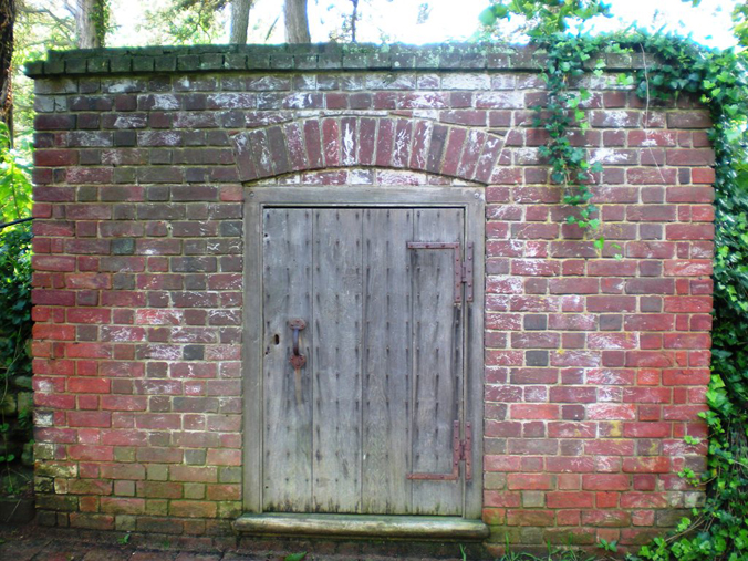 Washington's 'Old' Tomb at Mount Vernon